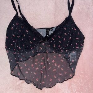 NWOT Garage cropped bandana-style crop tank top floral black size Medium